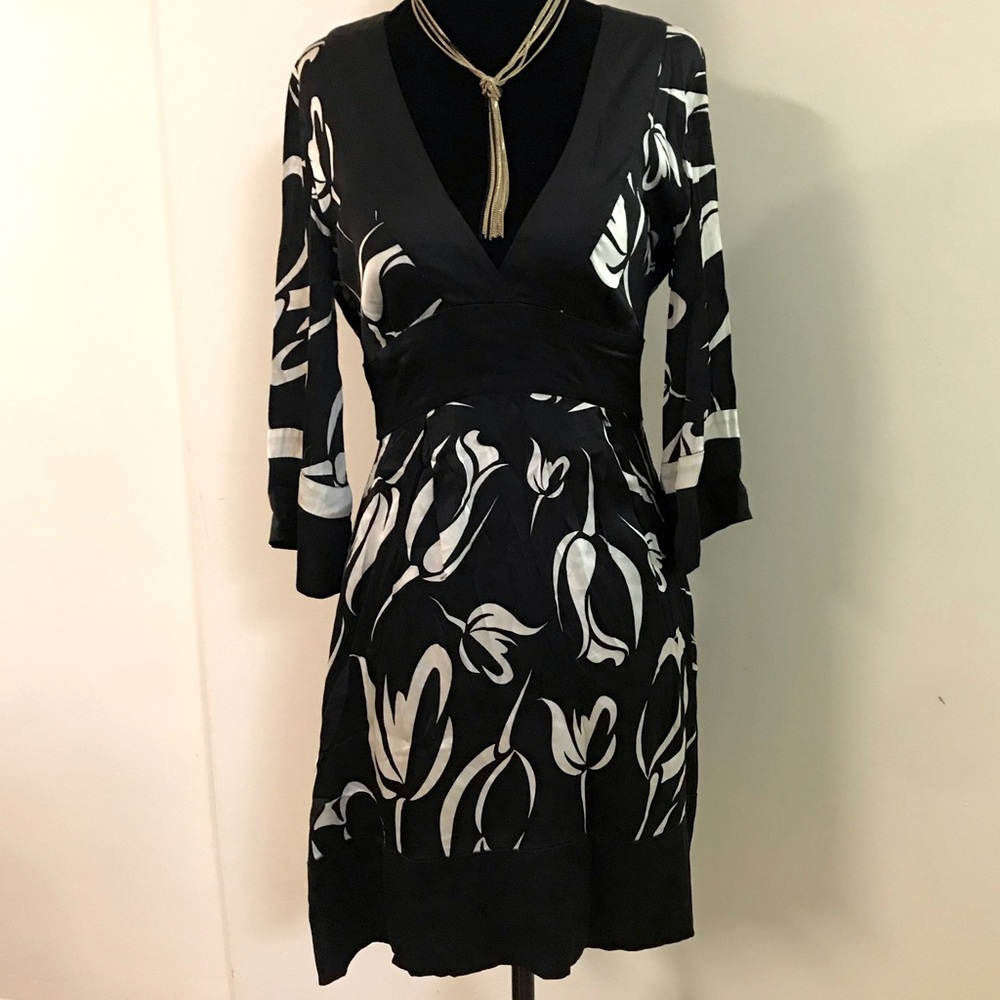 Bebe kimono style dress.